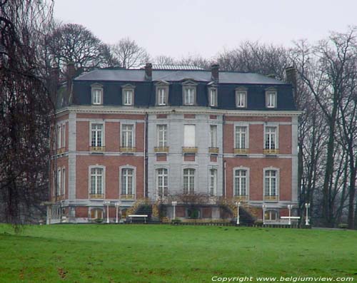 Chateau de la Sense au Bois Hotel NIMY in BERGEN / BELGI  