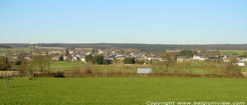 Zicht op Les Bulles CHINY / BELGI  