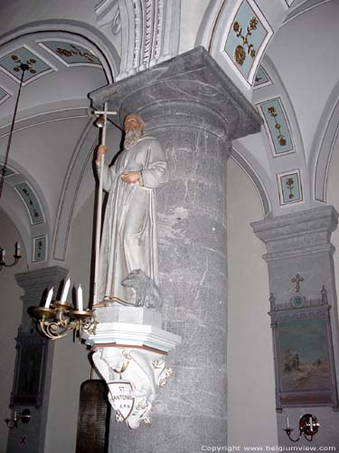 Saint-Nicholas RAEREN / BELGIUM The simpel but impressive columns (arcade) and pilasters were carved from the Raerener bluestone.