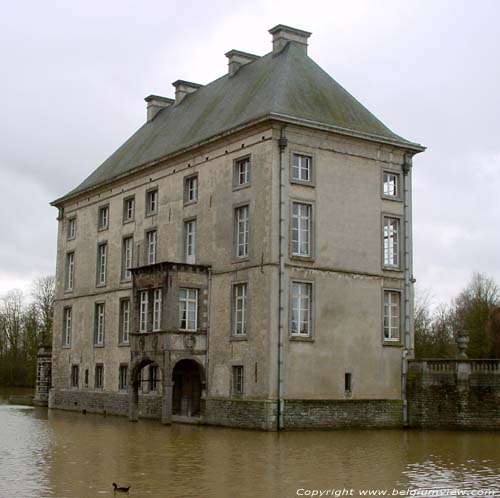 Feluy waterkasteel FELUY in SENEFFE / BELGI  