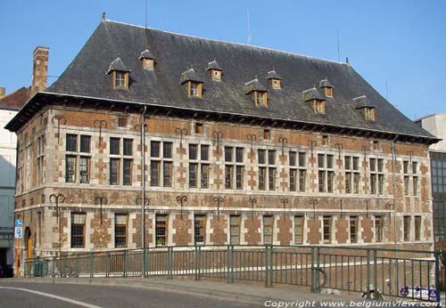 Meat hall NAMUR picture