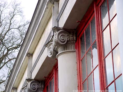 Kasteel van Vonche (te Vonche) BEAURAING foto 