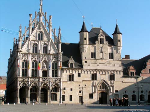 Stadhuis MECHELEN / BELGI 