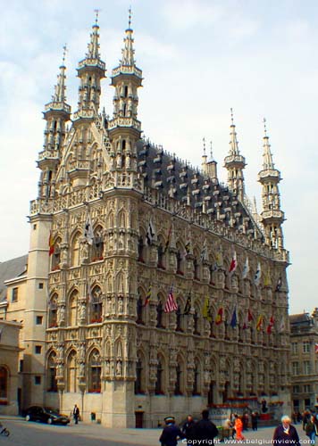 Stadhuis LEUVEN foto Overzicht