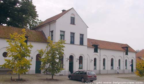 Ferme du Château de La Hulpe LA HULPE / TERHULPEN foto Hoofdgebouw zuidelijke zijde