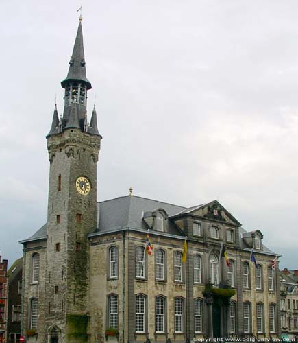 Stadhuis LIER foto Zijaanzicht uit westen