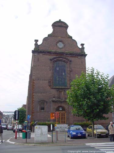 Stadhuis WAVRE in WAVER / BELGI Voorgevel uit noordoosten