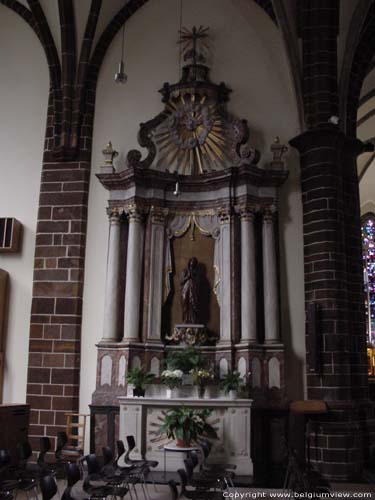 Johannes de Doperkerk WAVRE in WAVER / BELGI 