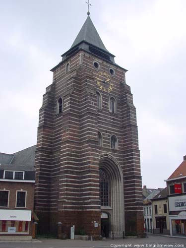 Johannes de Doperkerk WAVRE in WAVER / BELGI 