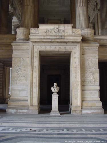 Palais de justice BRUXELLES / BELGIQUE 