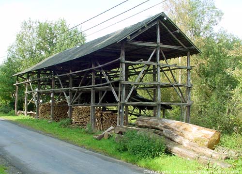 Typical Barn for tobacco VRESSE-SUR-SEMOIS picture 