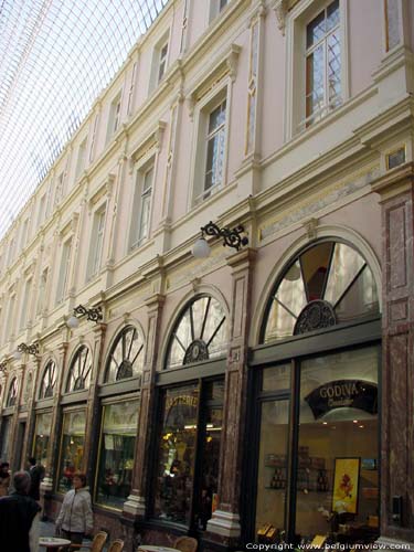 Galerie de la Reine (Galerie Saint-Hubert) BRUXELLES / BELGIQUE 