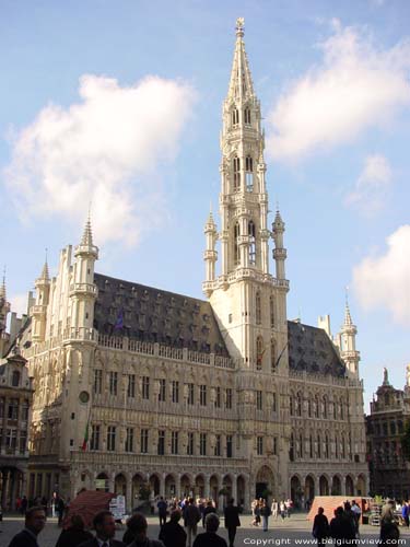 Stadhuis BRUSSEL-STAD in BRUSSEL / BELGI Voorgevel overzicht