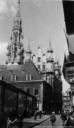 Stadhuis BRUSSEL-STAD in BRUSSEL / BELGI Voor dit zicht op de achterkant uit 1938 danken we Pim Vermeulen.