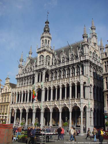 Broodhuis BRUSSEL-STAD in BRUSSEL / BELGIË Overzicht voorgevel