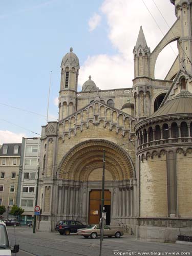 Eglise Sainte-Marie SCHAERBEEK / BELGIQUE 