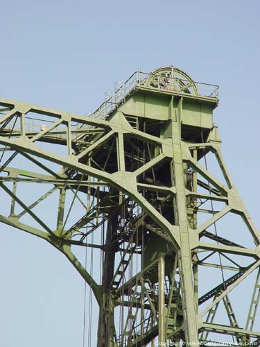 Vredesbrug, Brug over Vaart WILLEBROEK / BELGI Detail bovenaan