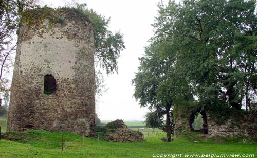 Castle and donjon Walhain (in Walhain-Saint-Paul) WALHAIN / BELGIUM 