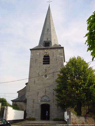 Kerk COURT-SAINT-ETIENNE picture