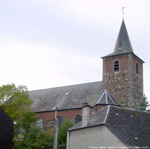 Kerk MONT-SAINT-GUIBERT / BELGIQUE 