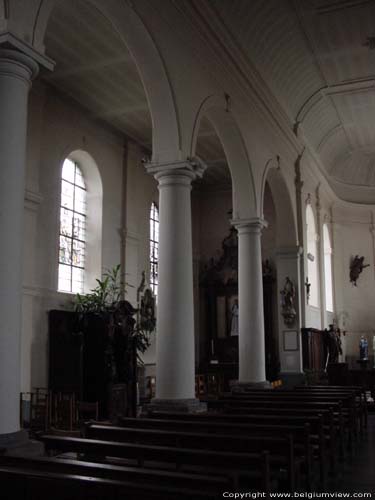 Kerk MONT-SAINT-GUIBERT / BELGIUM 