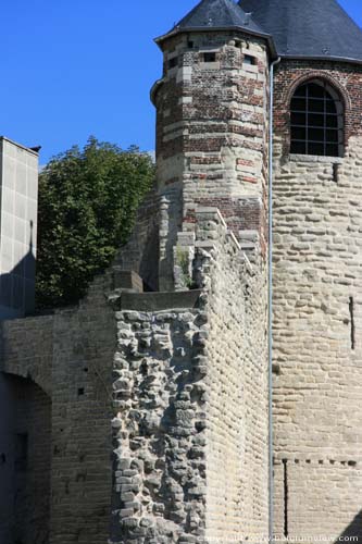 Hoektoren 1ste ringmuur, Tour Anneessens, Tour du Mal BRUXELLES / BELGIQUE 