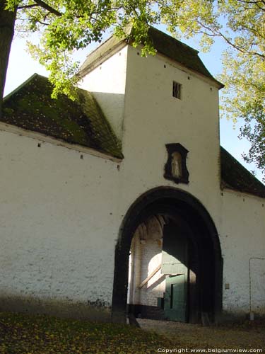 Grande ferme PERWEZ in PERWIJS / BELGI Inkom