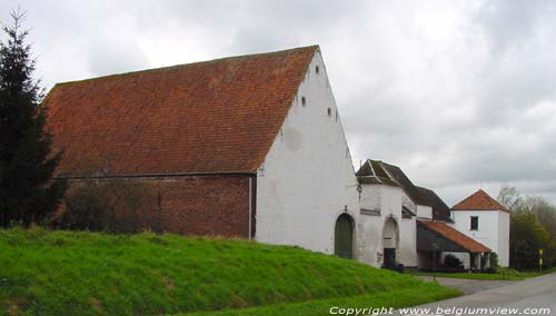 Ferme CHAUMONT-GISTOUX / BELGIQUE 