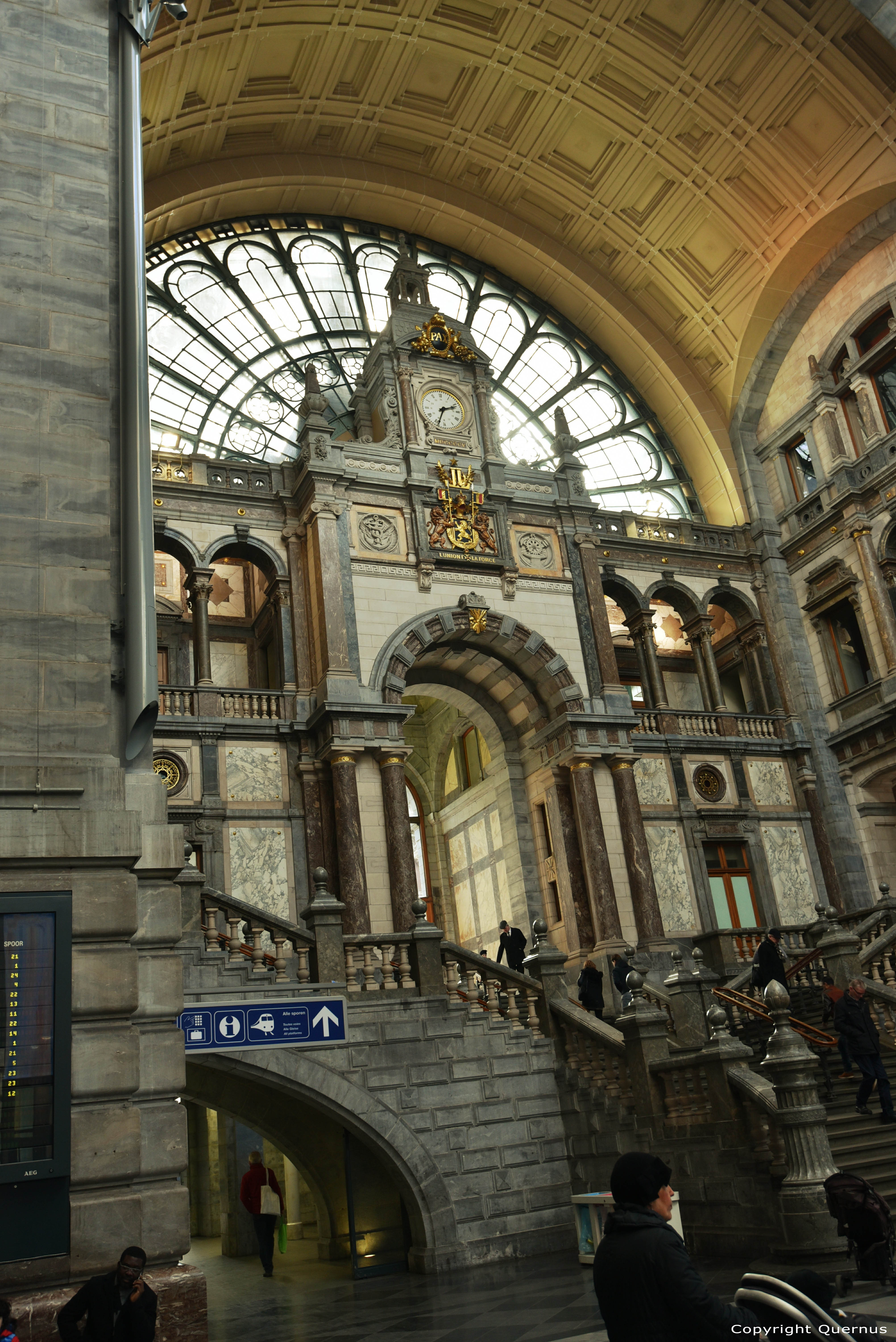 Centraal Station ANTWERPEN 1 in ANTWERPEN / BELGI 