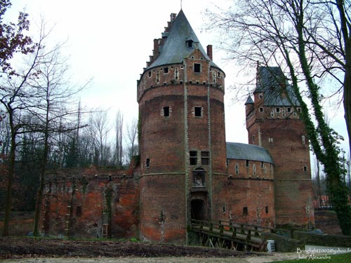 Slot van Beersel - Het Berenkasteel BEERSEL / BELGI Foto ons bezorgd door Julie Alexandre