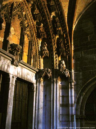 Eglise Ntre Dame NAMUR  DINANT / BELGIQUE 