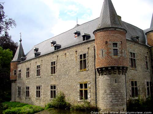 Kasteel van Spontin YVOIR foto 