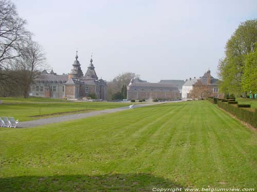 Kasteel van Modave MODAVE / BELGI  