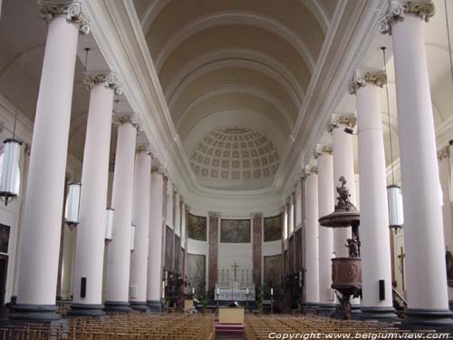 Eglise Saint-Julien ATH / BELGIQUE 