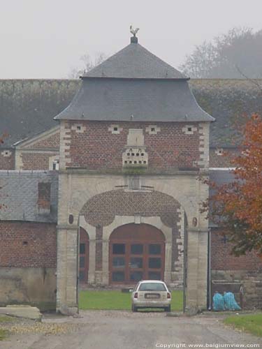 Ferme du Stocquoi JODOIGNE / GELDENAKEN foto Detail poort