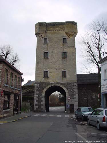 Porte Moeren TONGEREN  TONGRES / BELGIQUE 