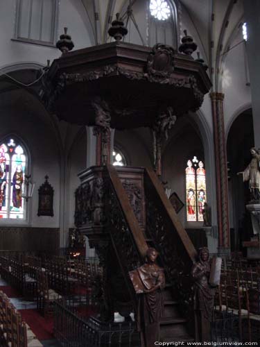 Saint-acob the Higher church (in Haasdonk) BEVEREN / BELGIUM e