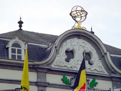 Stadhuis LOKEREN / BELGIË Detail fries