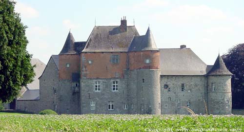 Leers-et-Fosteau castle (in Leers-and-Fosteau) THUIN / BELGIUM 