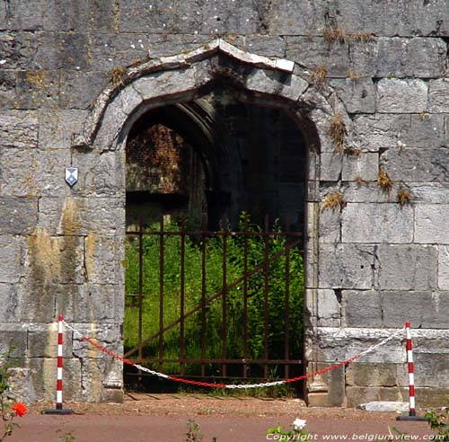 Ruins of Aulne's abbey (in Gozee) THUIN / BELGIUM 