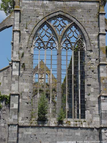 Ruins of Aulne's abbey (in Gozee) THUIN / BELGIUM 