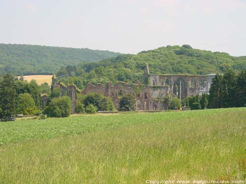 Ruins of Aulne's abbey (in Gozee) THUIN / BELGIUM 