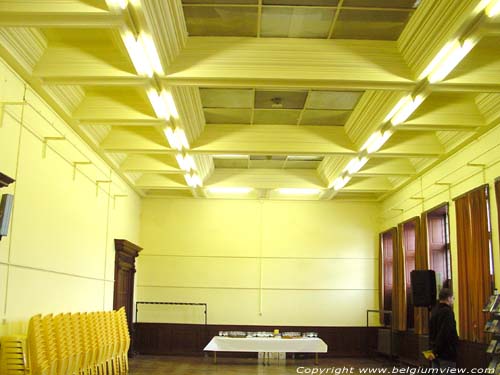 Clothmakers' hall TOURNAI picture 