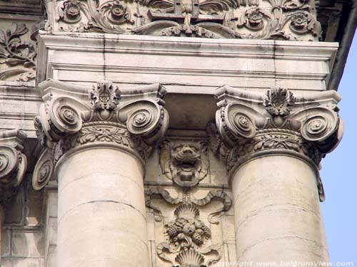 Complexe du Cinquantenaire BRUXELLES / BELGIQUE 