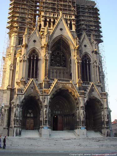 Onze-Lieve-Vrouwkerk LAKEN / BRUSSEL picture