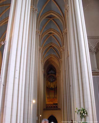 Onze-Lieve-Vrouwkerk LAKEN in BRUSSEL / BELGIUM 