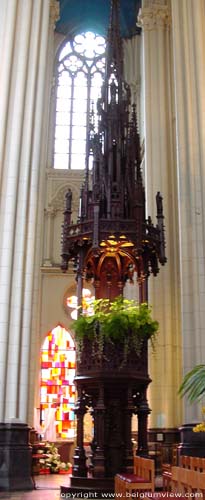 Onze-Lieve-Vrouwkerk LAEKEN  BRUXELLES / BELGIQUE 