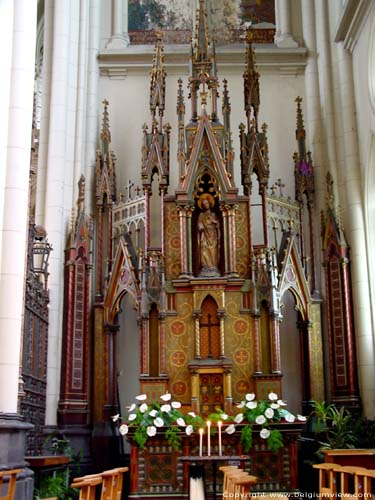 Onze-Lieve-Vrouwkerk LAKEN in BRUSSEL / BELGIUM 