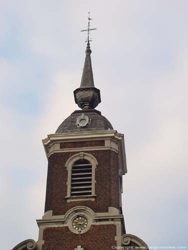 Sint-Hubertuskerk (te Haccourt) HACCOURT in OUPEYE / BELGI Detail toren