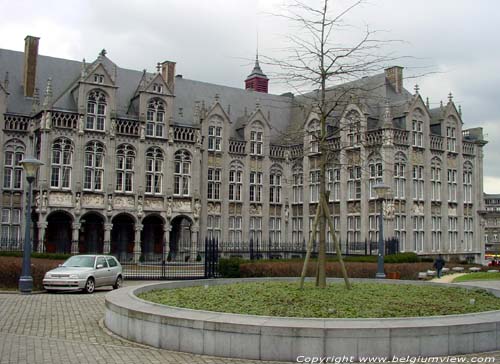 Vroeger prinsbisschoppelijk paleis LIEGE 1 / LUIK foto 